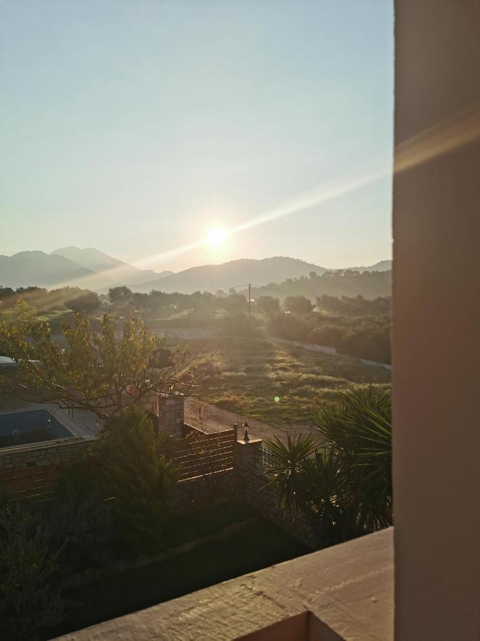 Villa Steki Roumeli Bagian luar foto